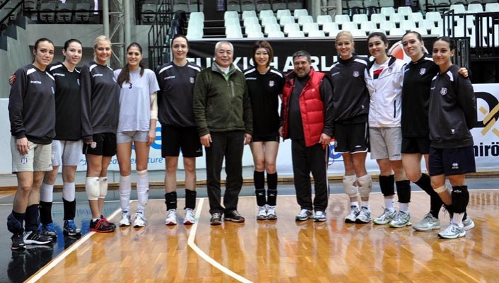 Japonya'dan Voleybol Takımımıza Ziyaret